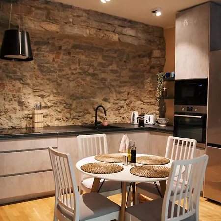 Апартаменти Old Town Nest