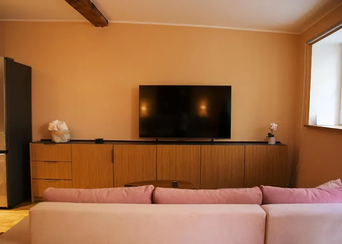 Апартаменти Old Town Nest